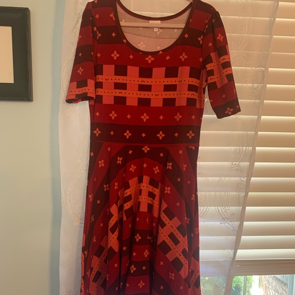Nicole dress